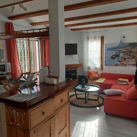 2 Bedrooms House With Shared Pool Terrace And Wifi At 2 Km Away From The Beach
